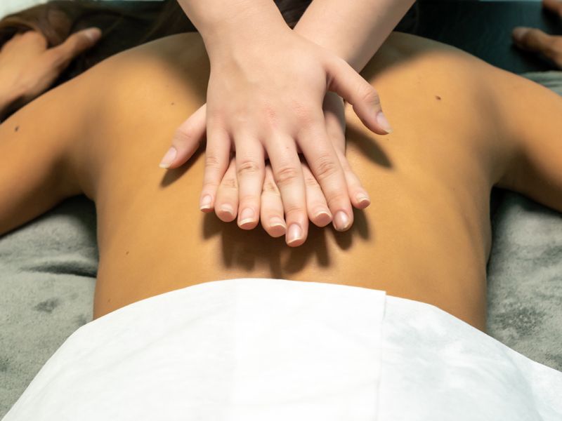 Masaje de osteopatía estructural.